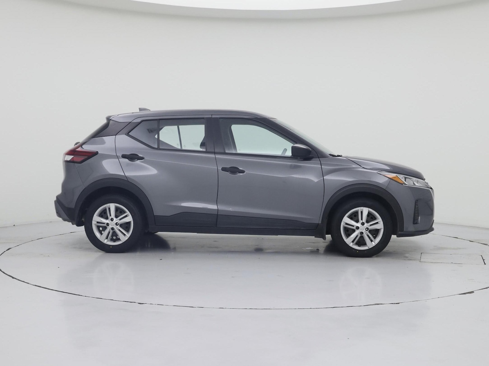 2025 Nissan KICKS PLAY Base - Photo 8