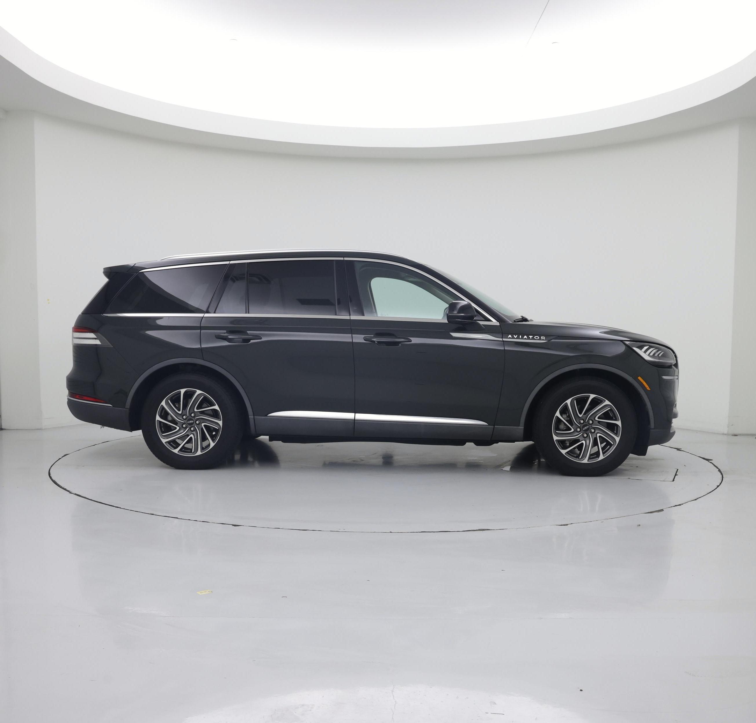 Thumbnail: 2022 Lincoln Aviator - 7