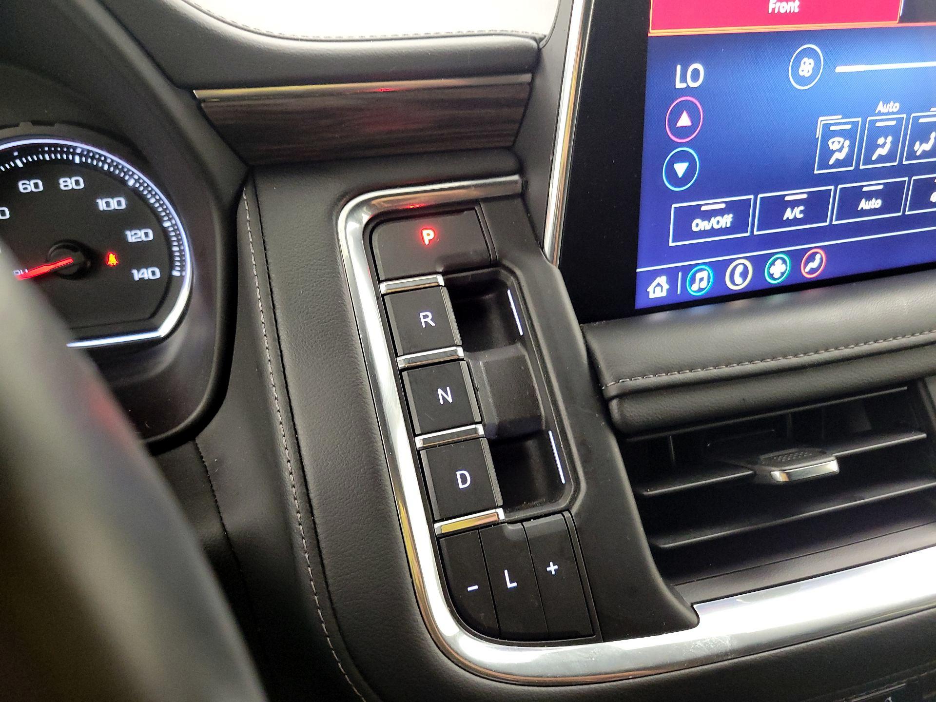 Thumbnail: 2021 Chevrolet Tahoe - 17