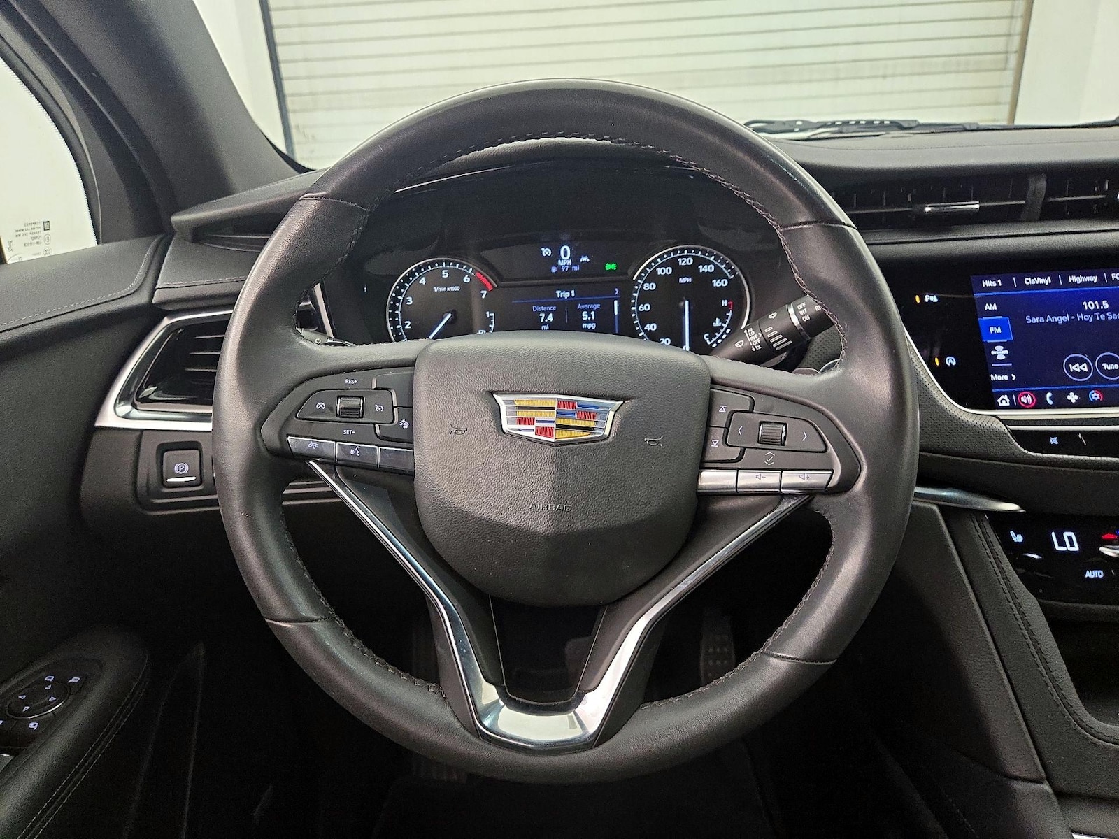 2024 Cadillac XT6 Luxury - Photo 11