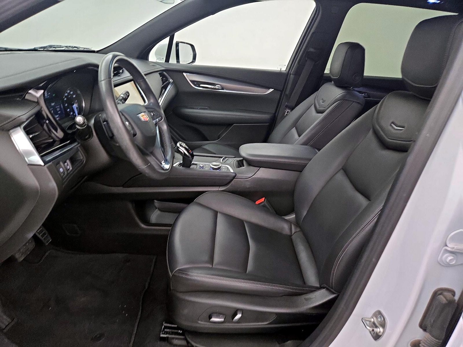 2024 Cadillac XT6 Luxury - Photo 12