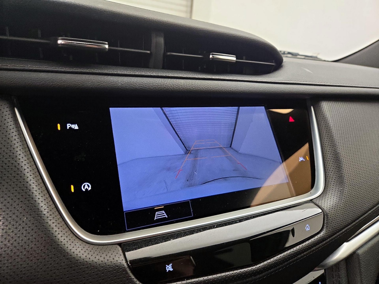 2024 Cadillac XT6 Luxury - Photo 14