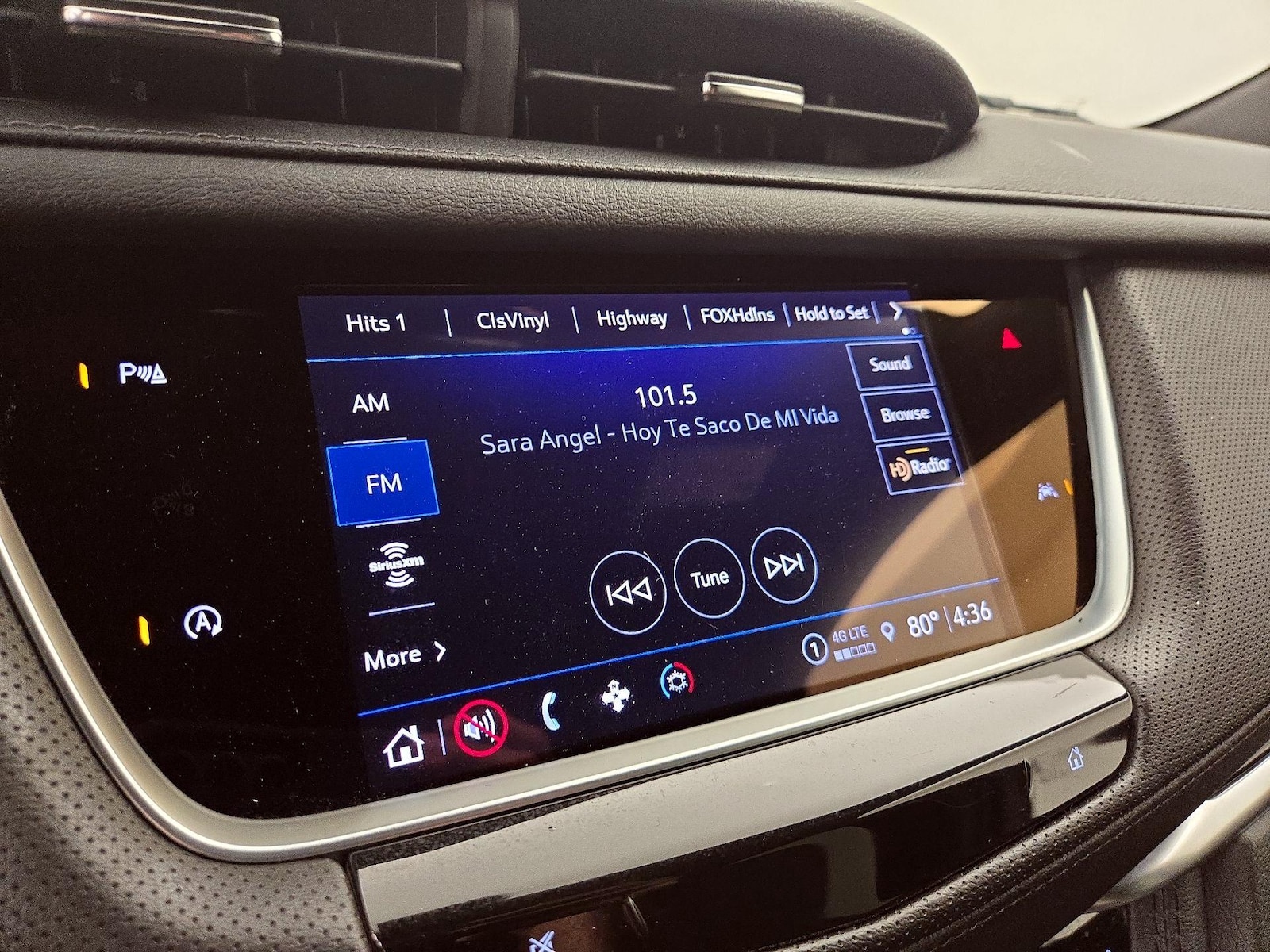 2024 Cadillac XT6 Luxury - Photo 15