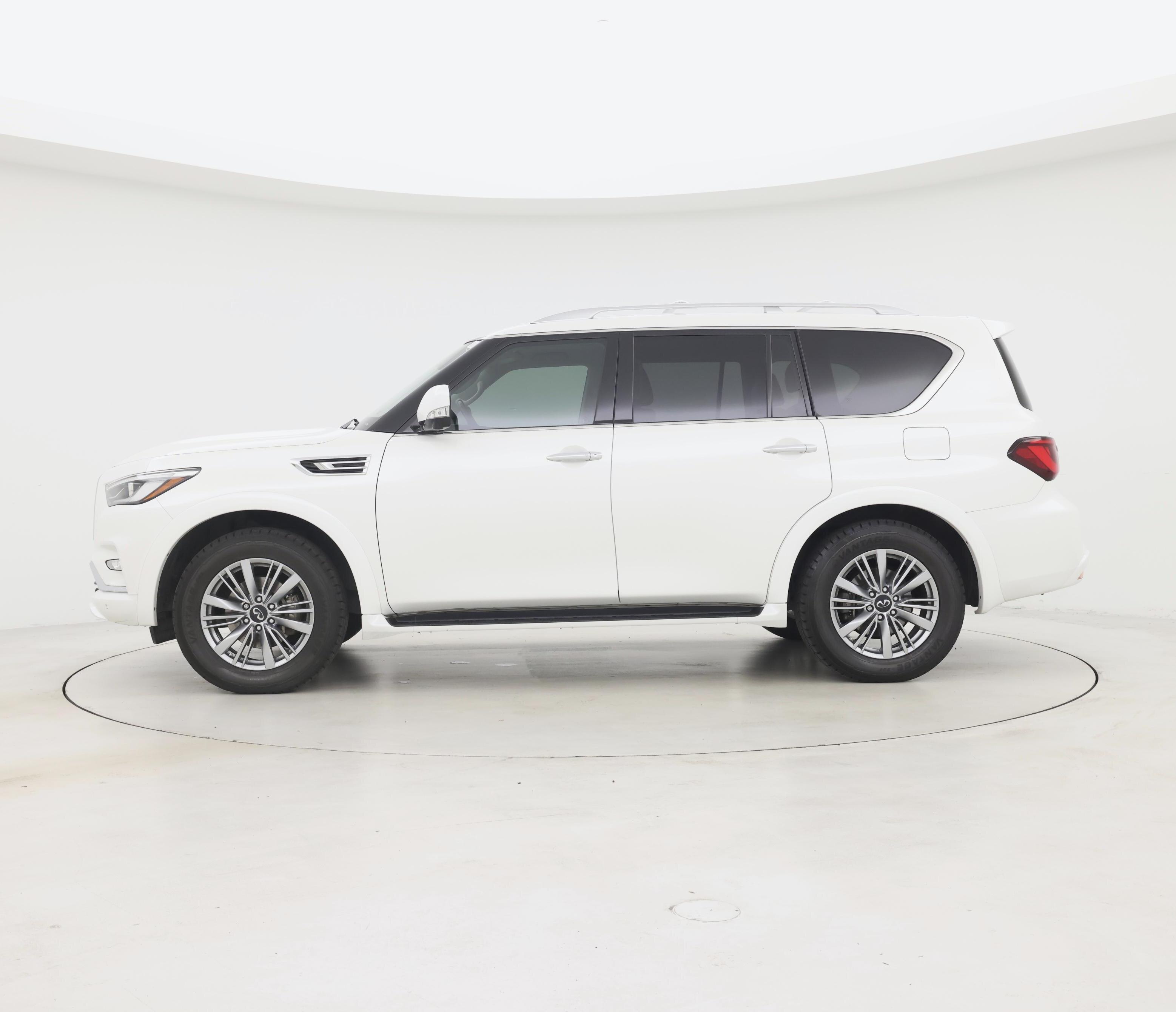 Thumbnail: 2021 INFINITI QX80 - 3