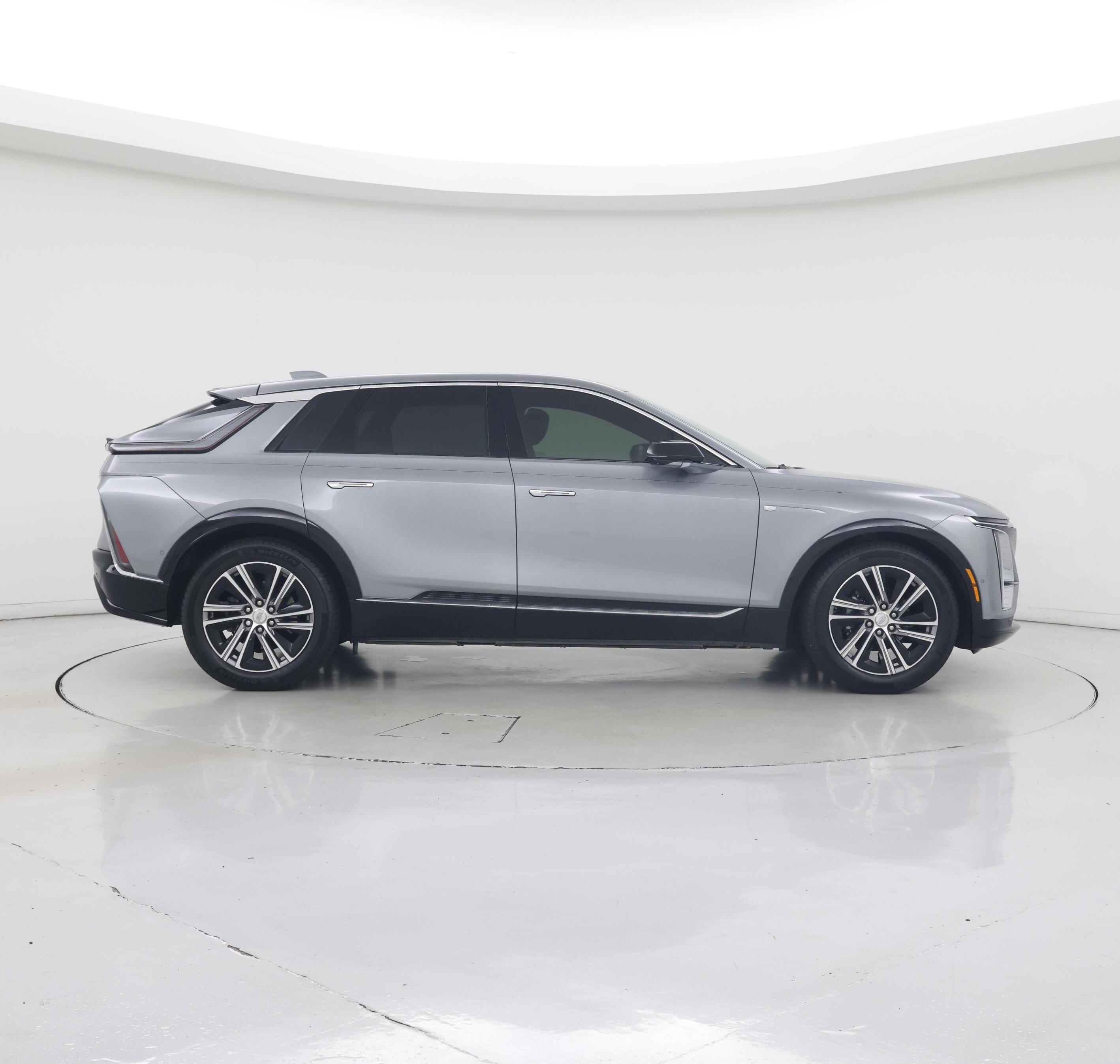 Thumbnail: 2025 Cadillac Lyriq - 7