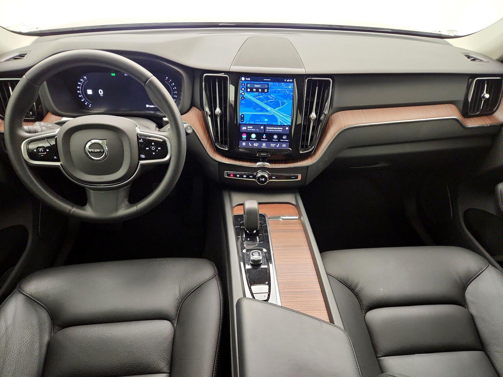 Thumbnail: 2023 Volvo XC60 - 9