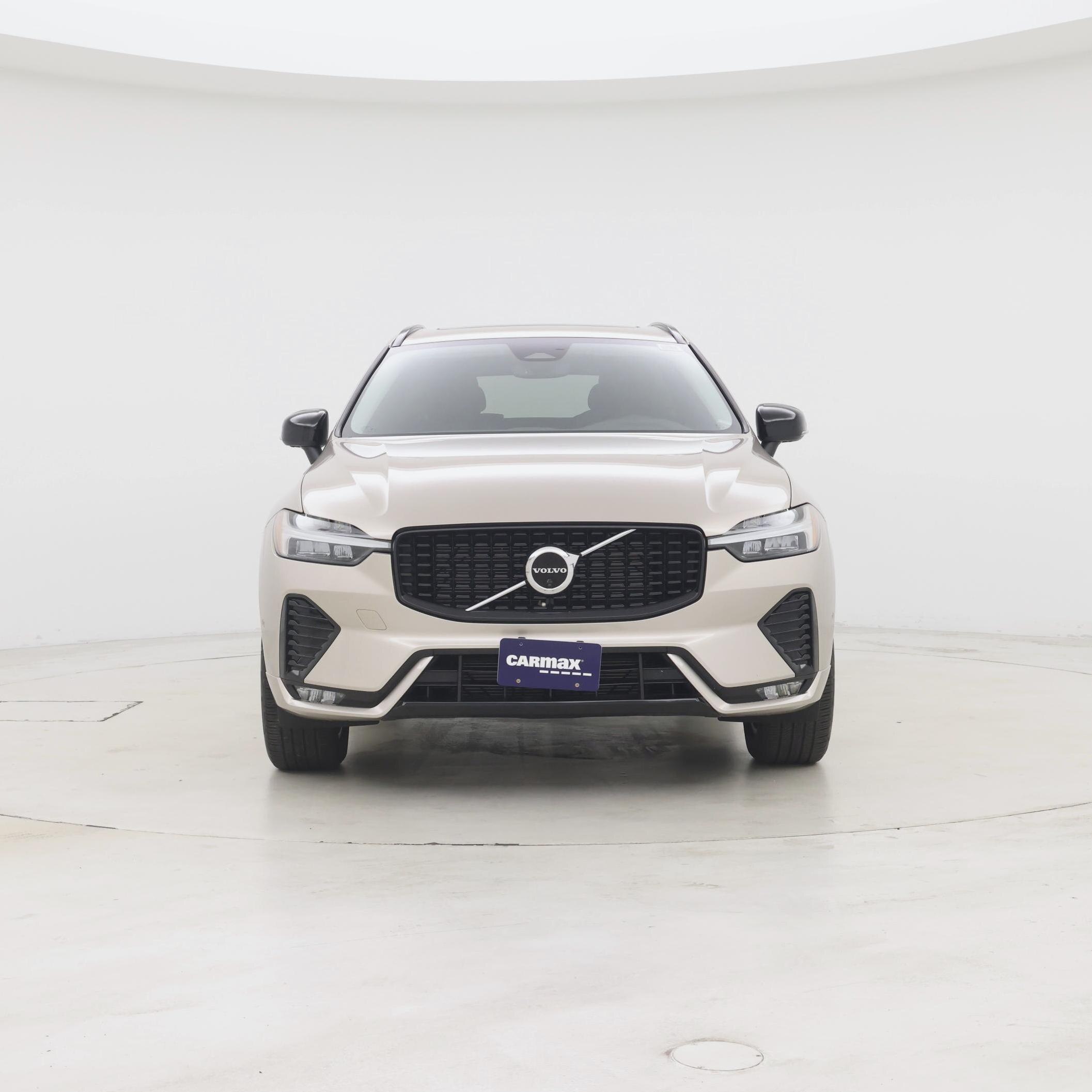 Thumbnail: 2023 Volvo XC60 - 5