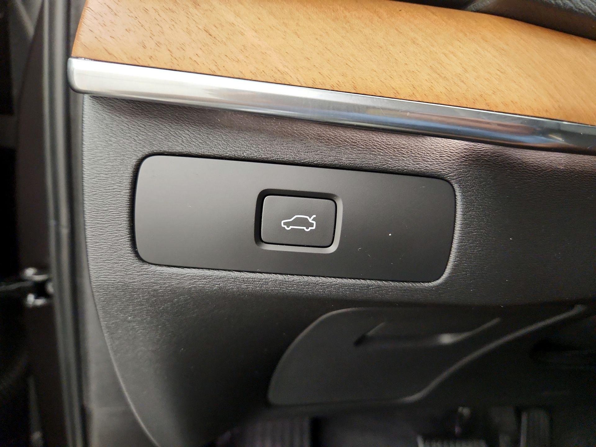 Thumbnail: 2023 Volvo XC90 - 13