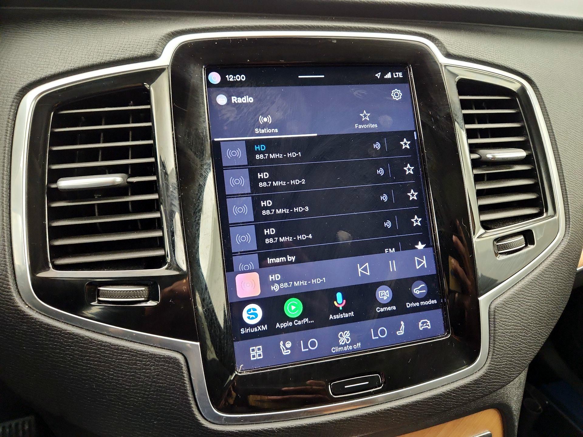 Thumbnail: 2023 Volvo XC90 - 16