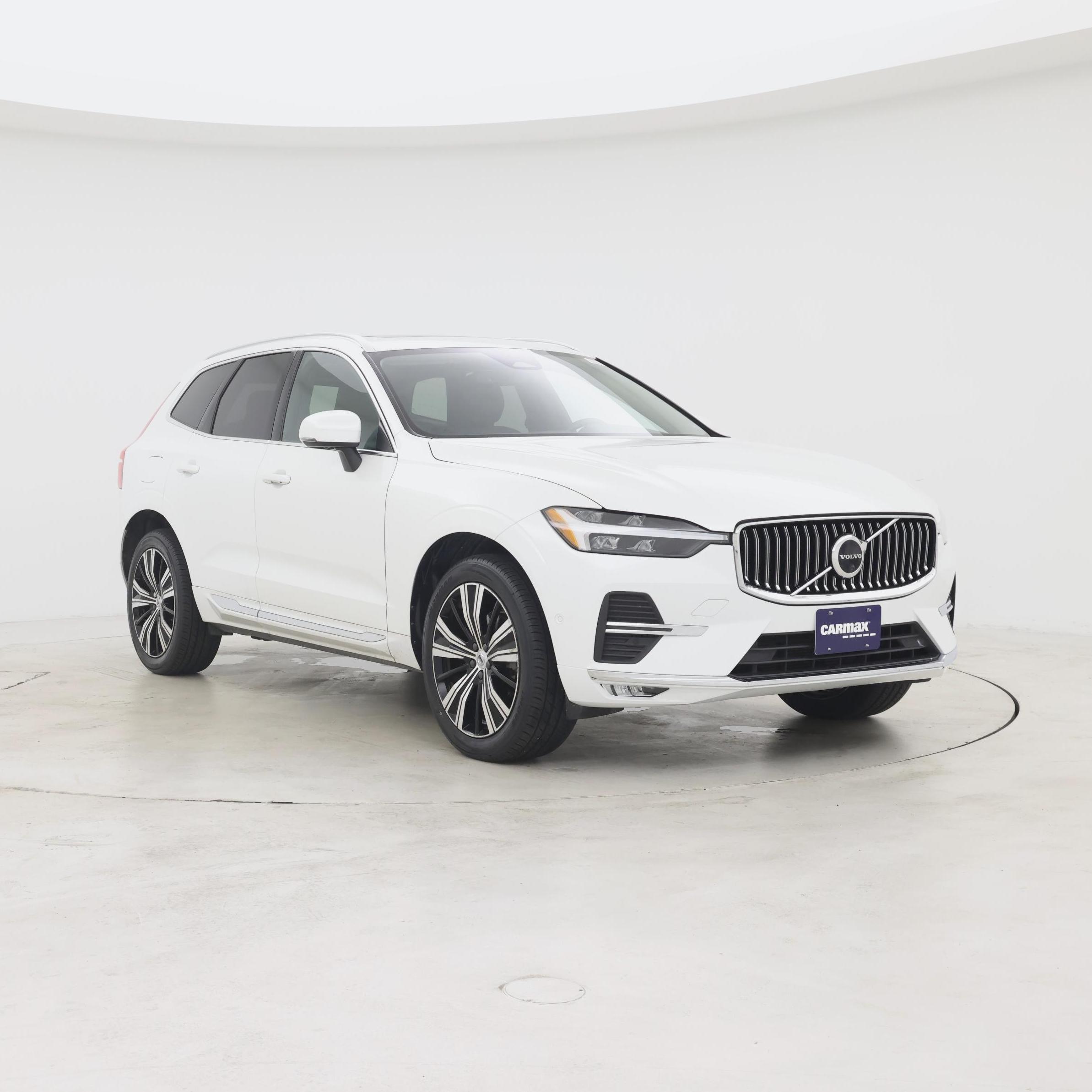 White 2023 Volvo XC60 SUV / Crossover Front-Wheel Drive Automatic