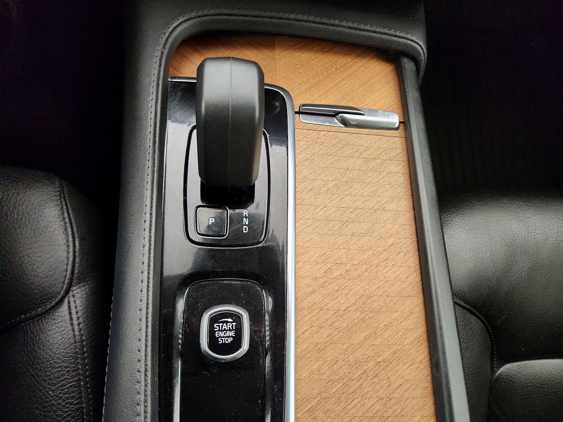 Thumbnail: 2023 Volvo XC90 - 18