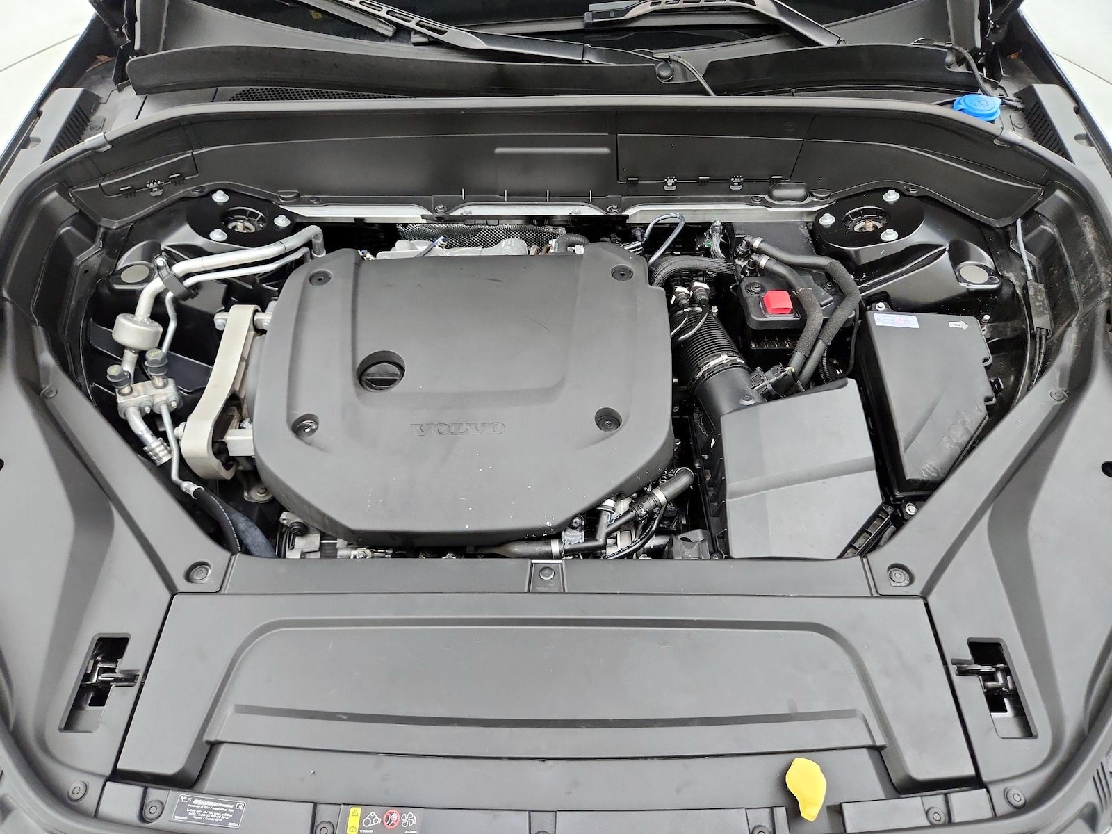 2023 Volvo XC90 Plus - Photo 18