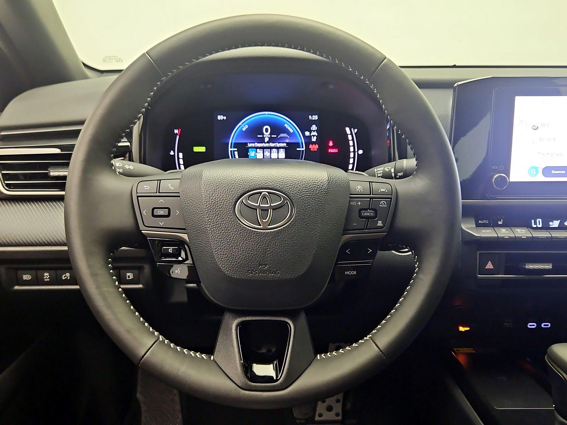 Thumbnail: 2026 Toyota Camry - 10