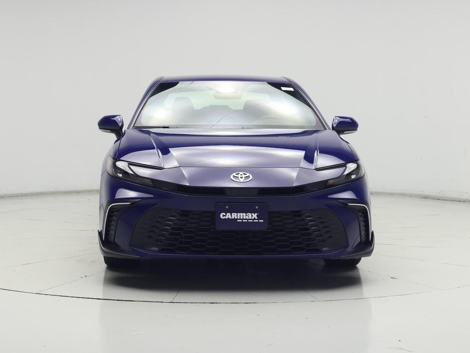 2026 Toyota Camry SE - Photo 6