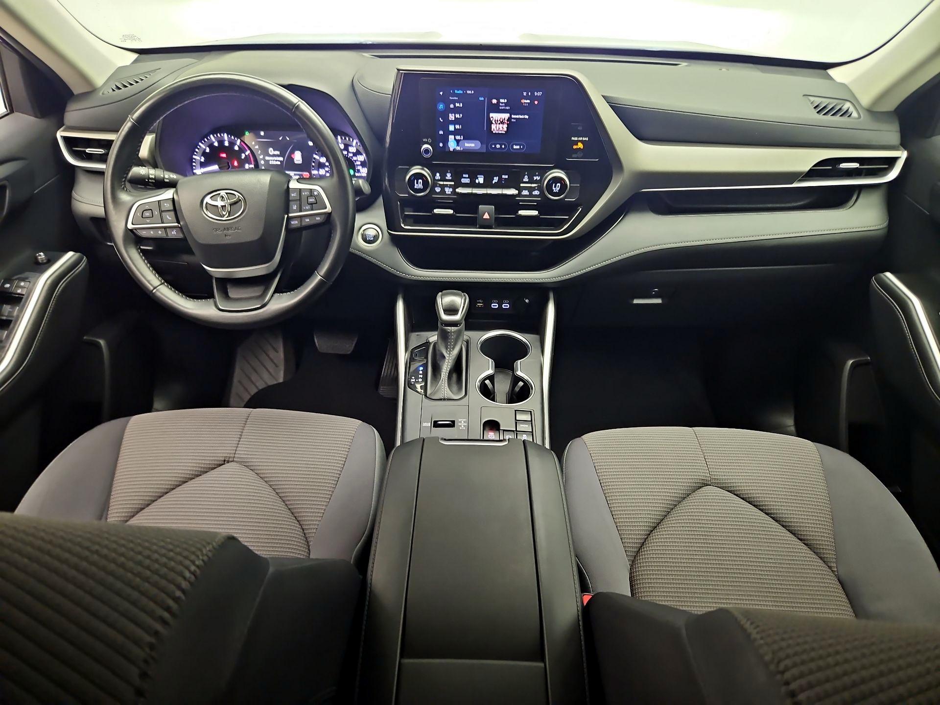 Thumbnail: 2025 Toyota Highlander - 9