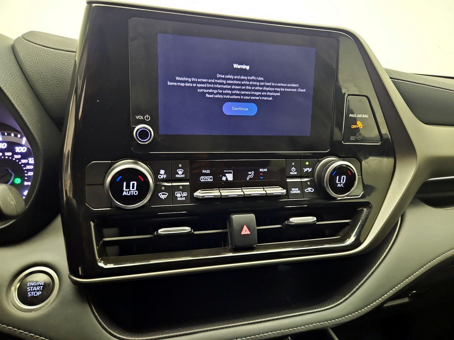 Thumbnail: 2025 Toyota Highlander - 15