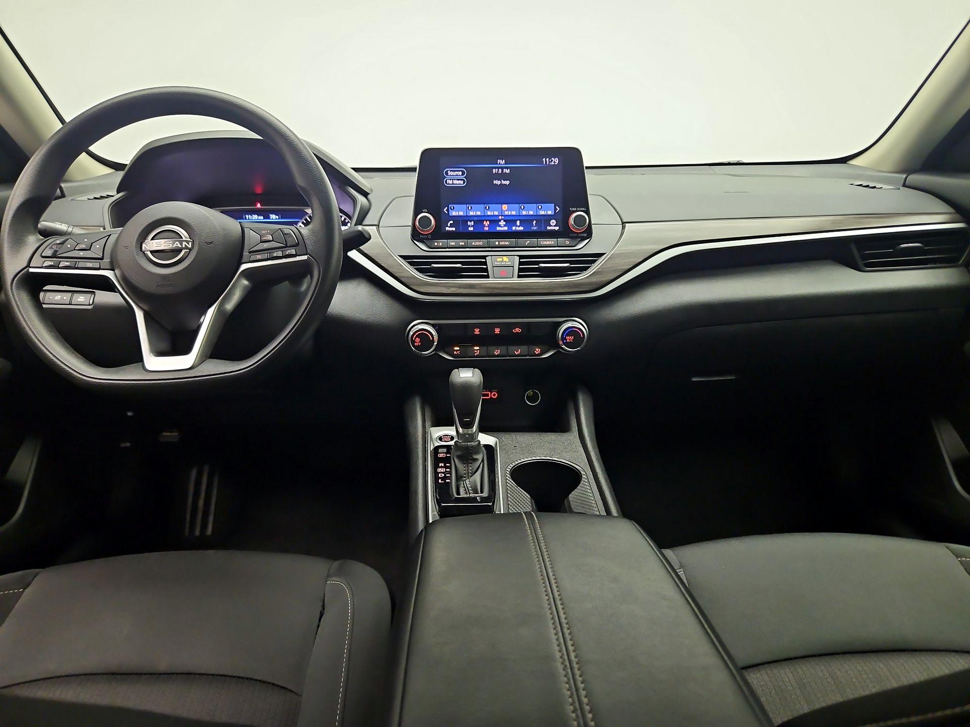 Thumbnail: 2025 Nissan Altima - 9