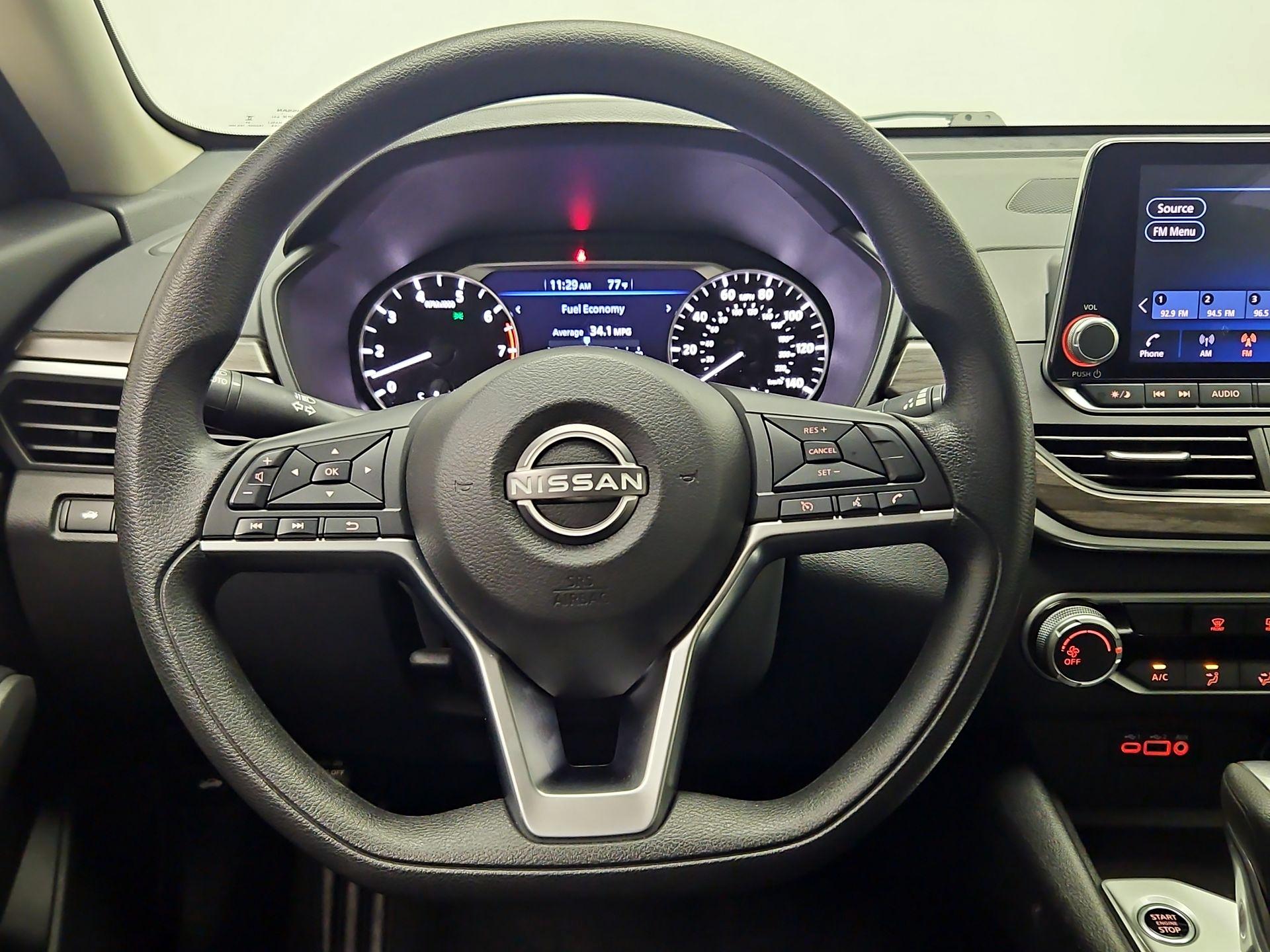 Thumbnail: 2025 Nissan Altima - 10
