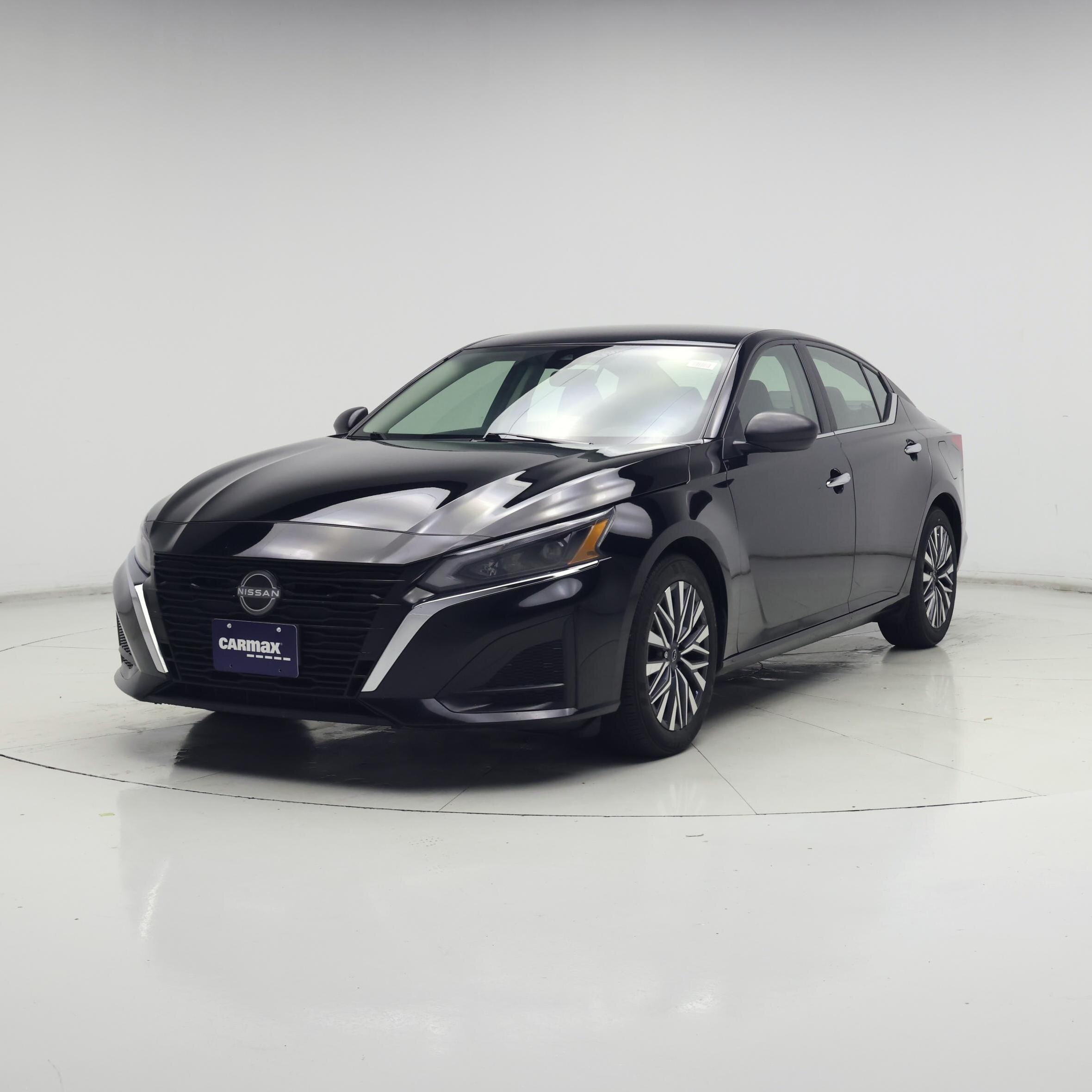 Thumbnail: 2025 Nissan Altima - 4