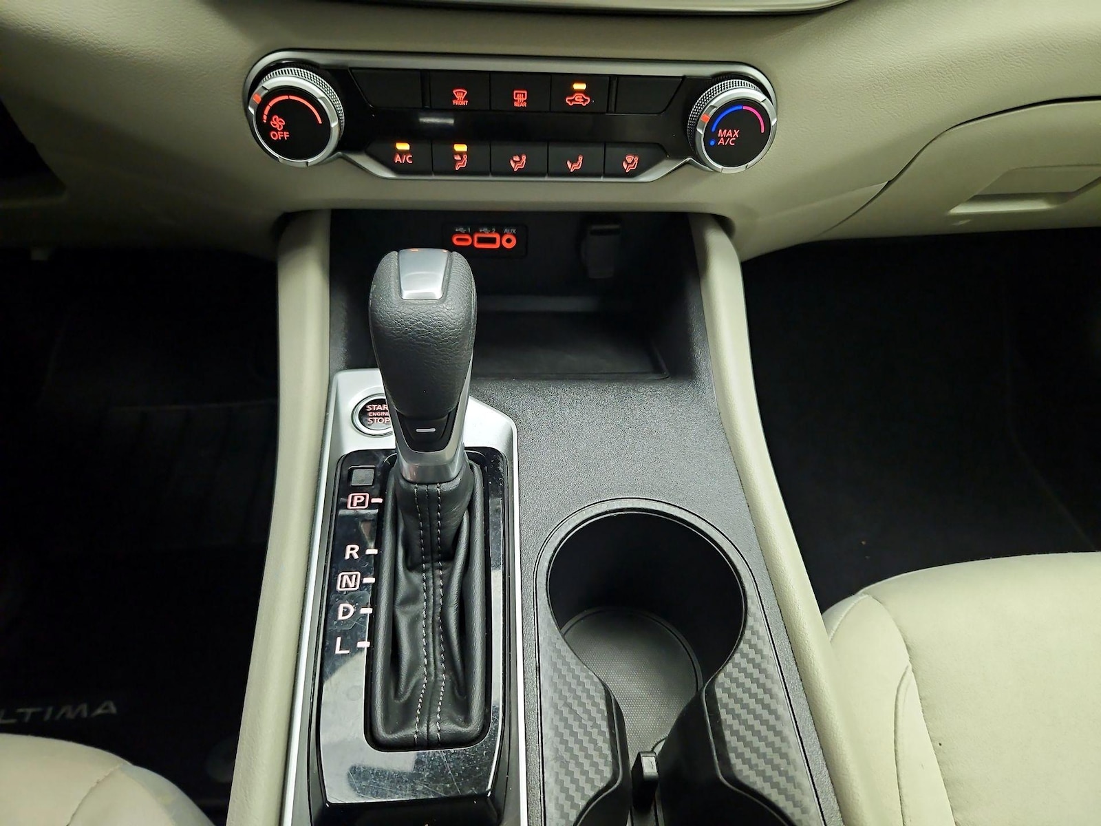 2025 Nissan Altima SV - Photo 17