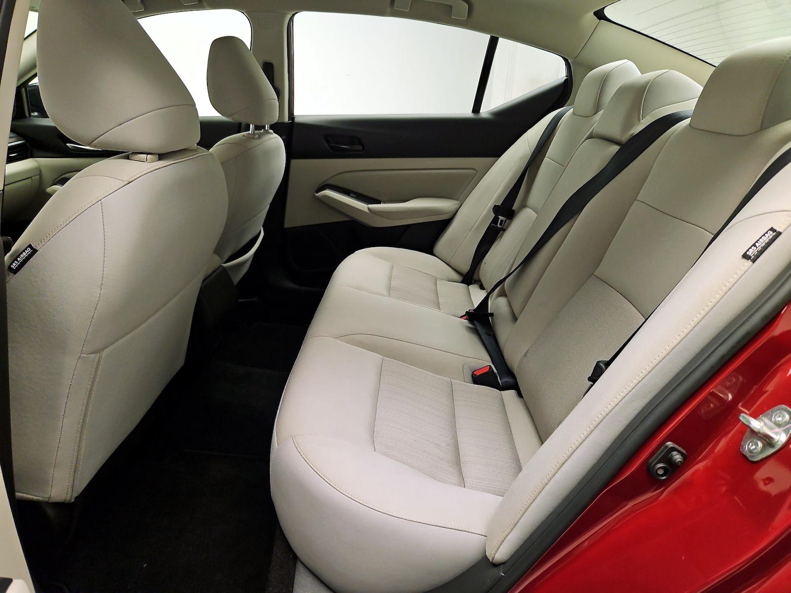 2025 Nissan Altima SV - Photo 18