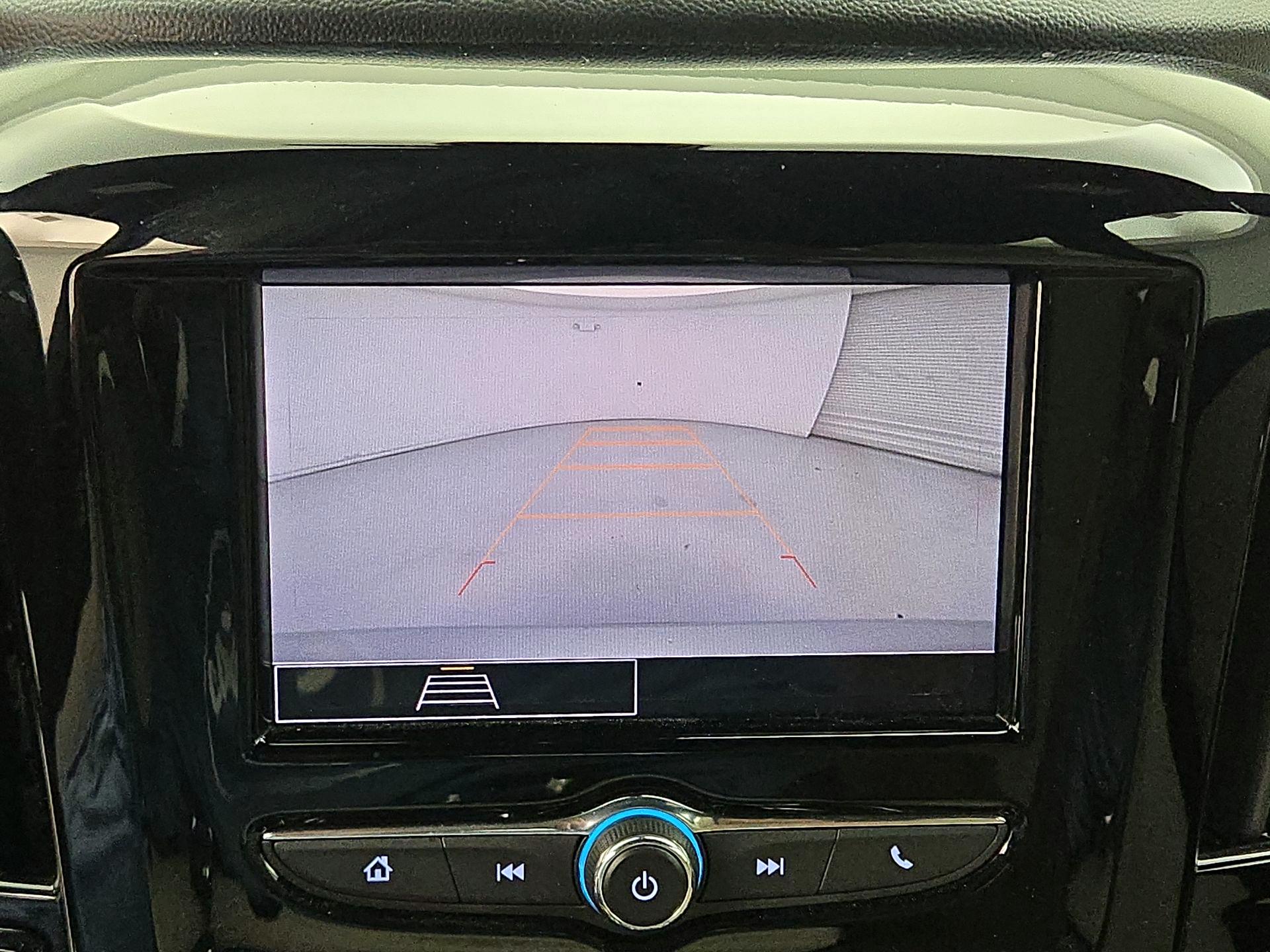 Thumbnail: 2022 Chevrolet Traverse - 14