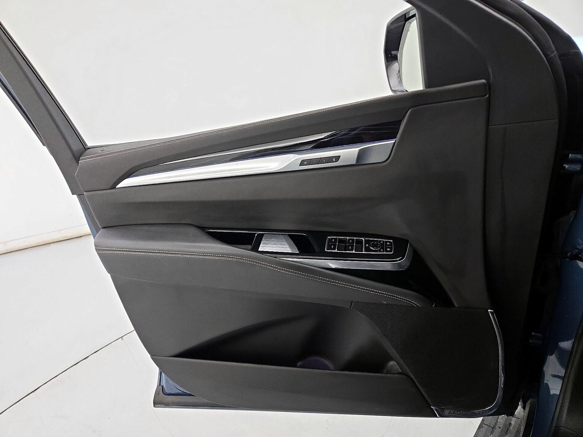 Thumbnail: 2025 Cadillac Escalade - 12