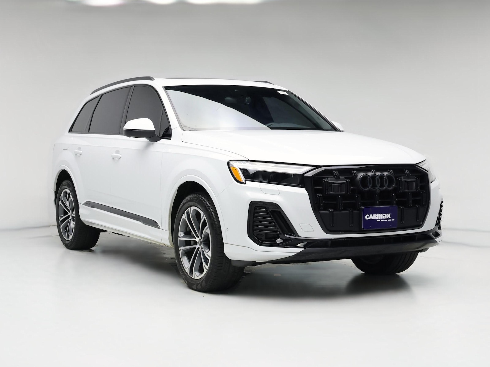 2025 Audi Q7 Premium Plus - Photo 1