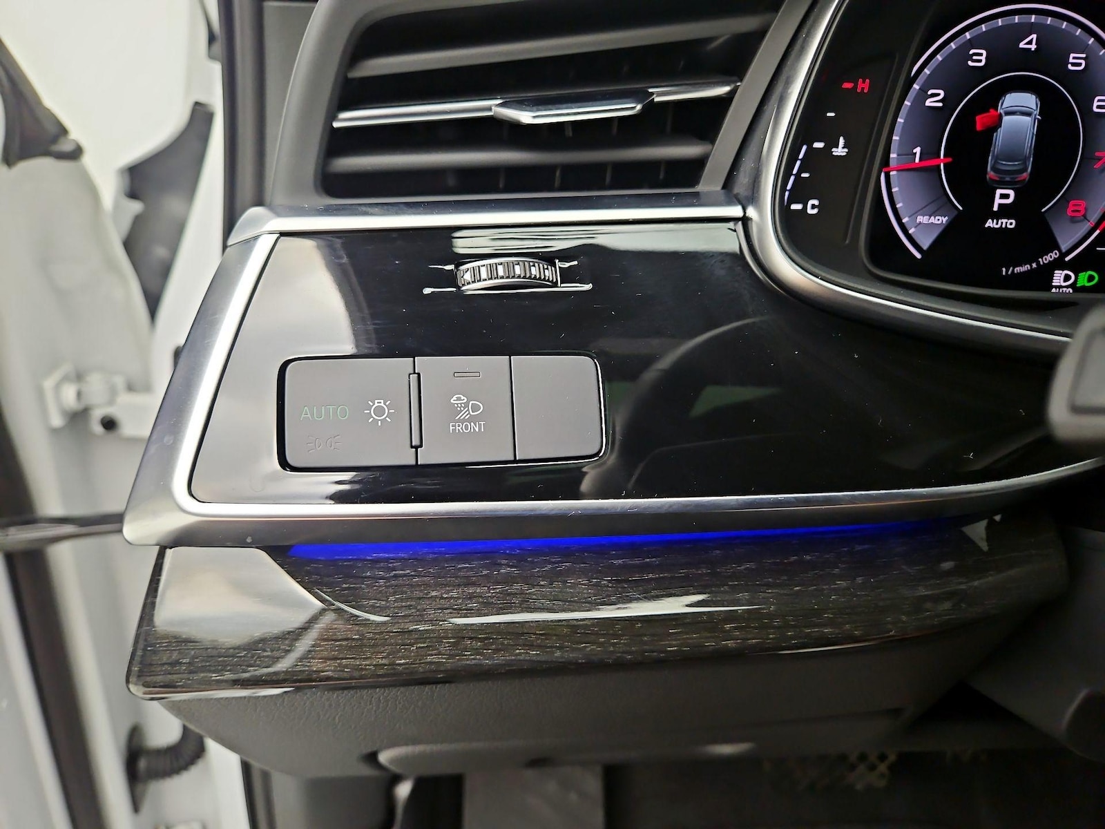 2025 Audi Q7 Premium Plus - Photo 14