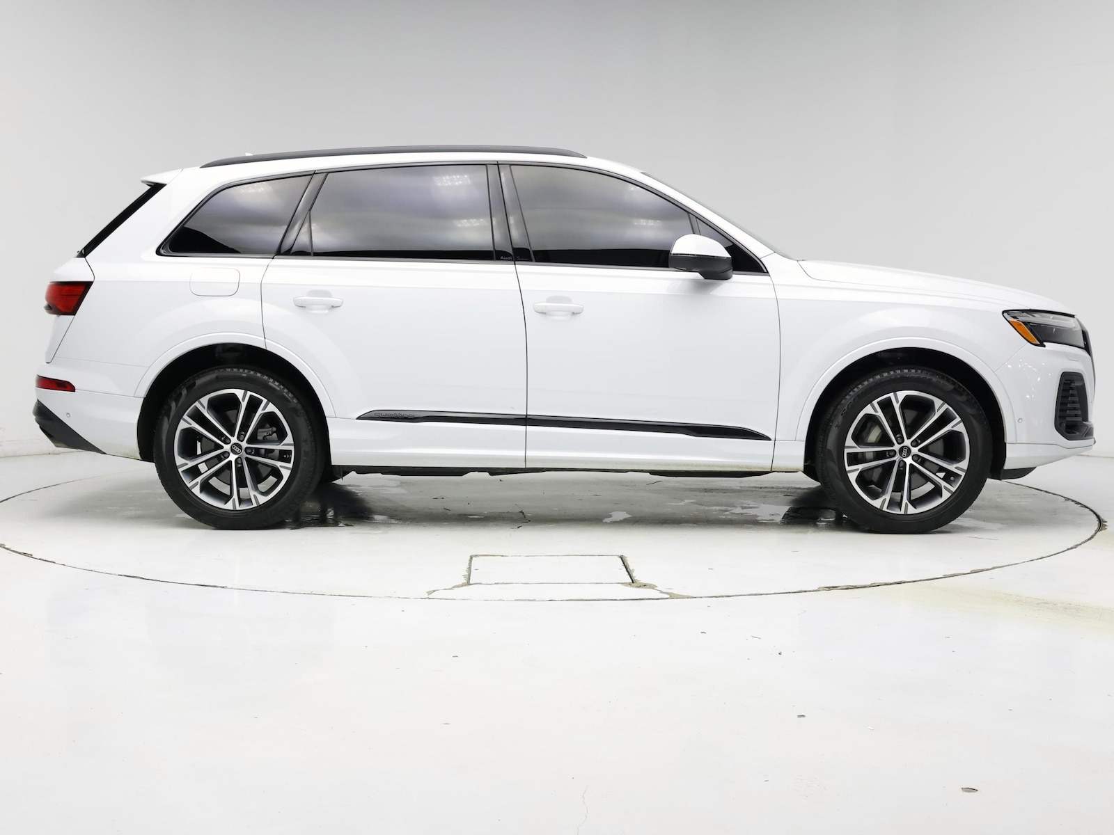 2025 Audi Q7 Premium Plus - Photo 8