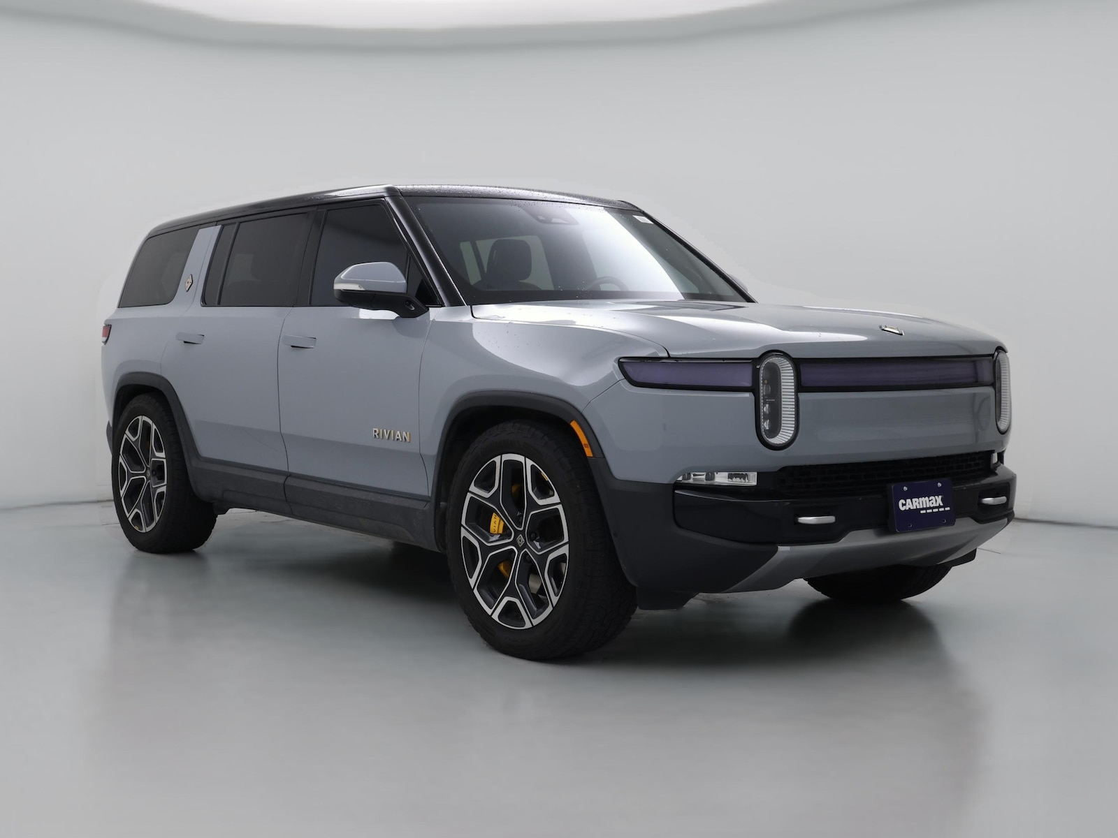 2022 Rivian R1S
