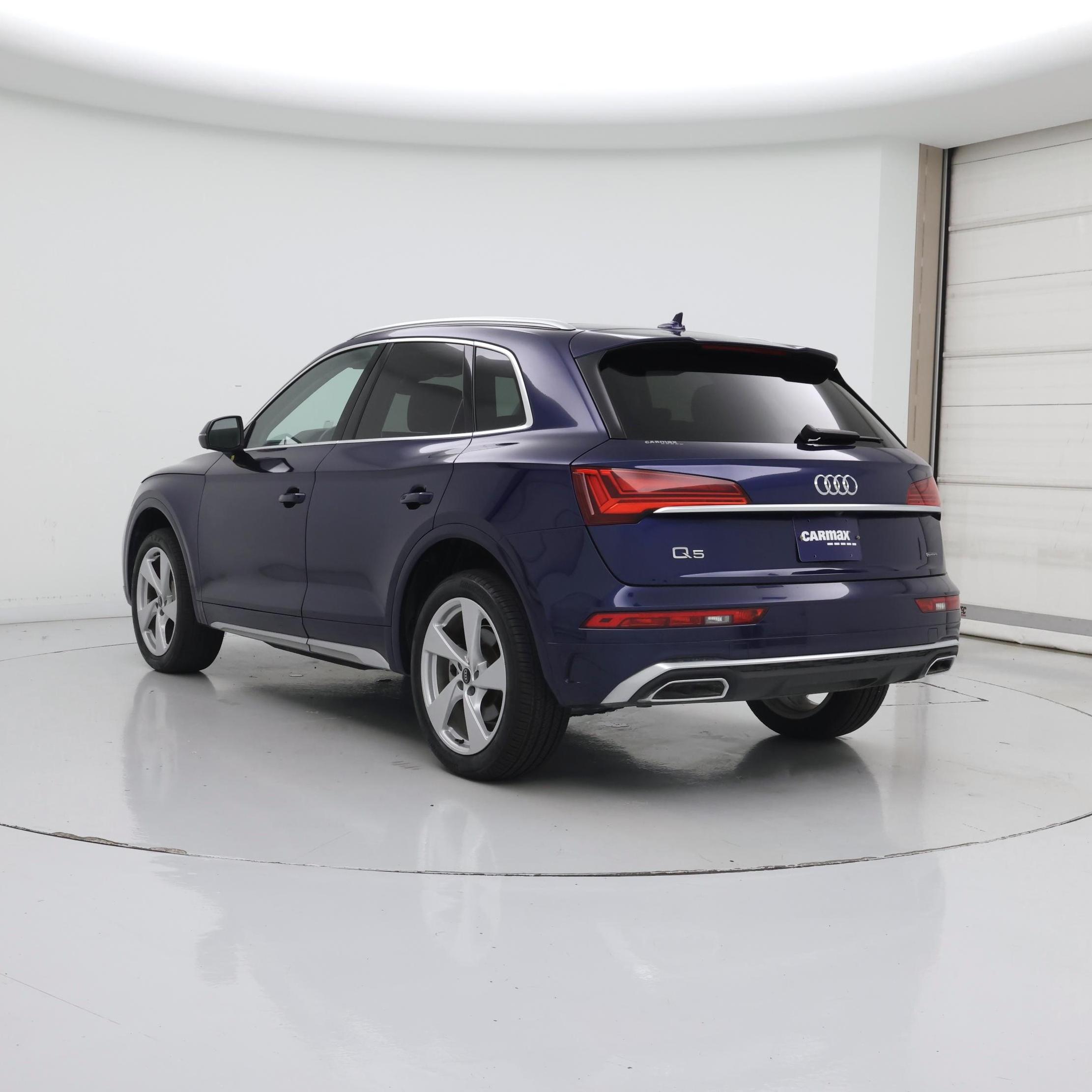 Thumbnail: 2023 Audi Q5 - 2