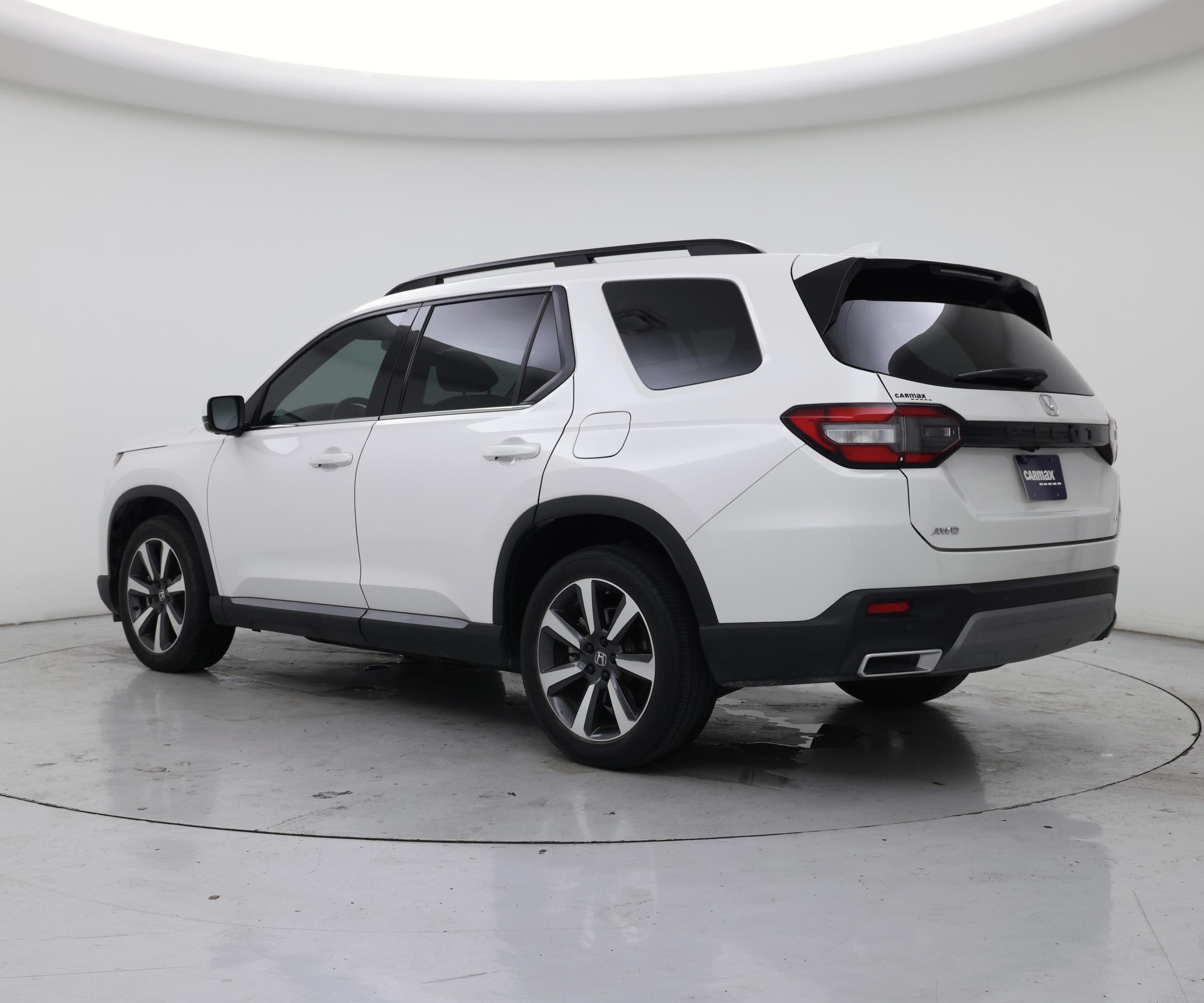 Thumbnail: 2023 Honda Pilot - 2