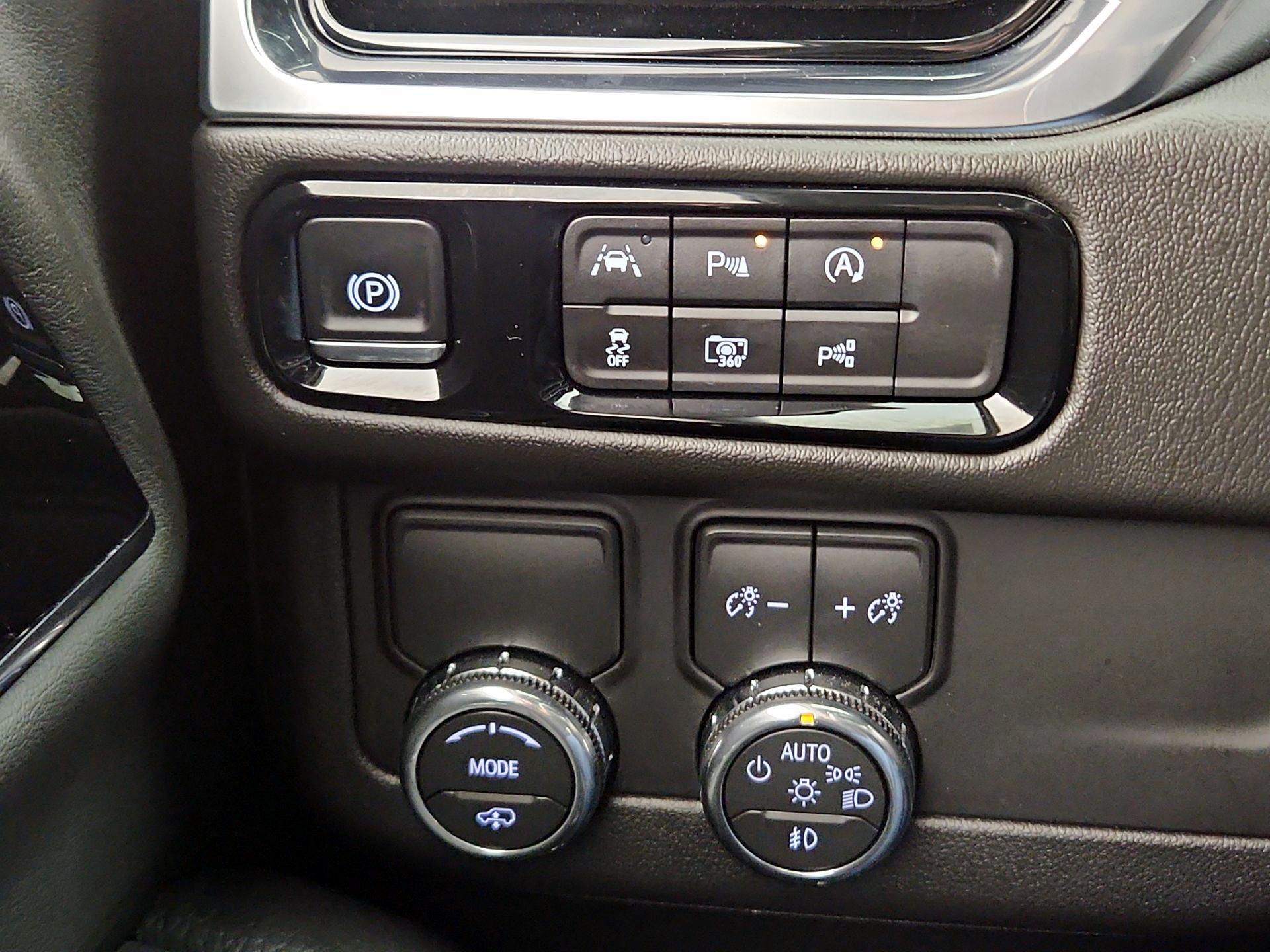 Thumbnail: 2026 GMC Yukon - 13