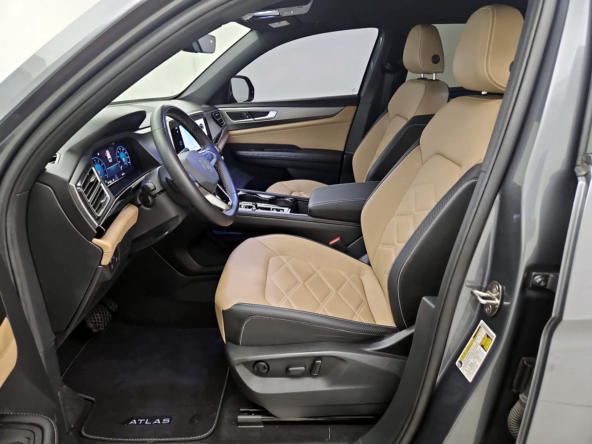 Thumbnail: 2024 Volkswagen Atlas - 11