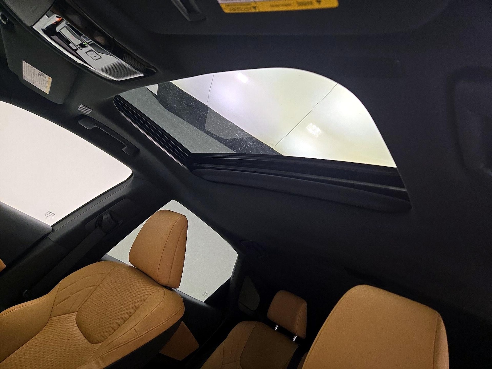 2025 Lexus RX 350 - Photo 20