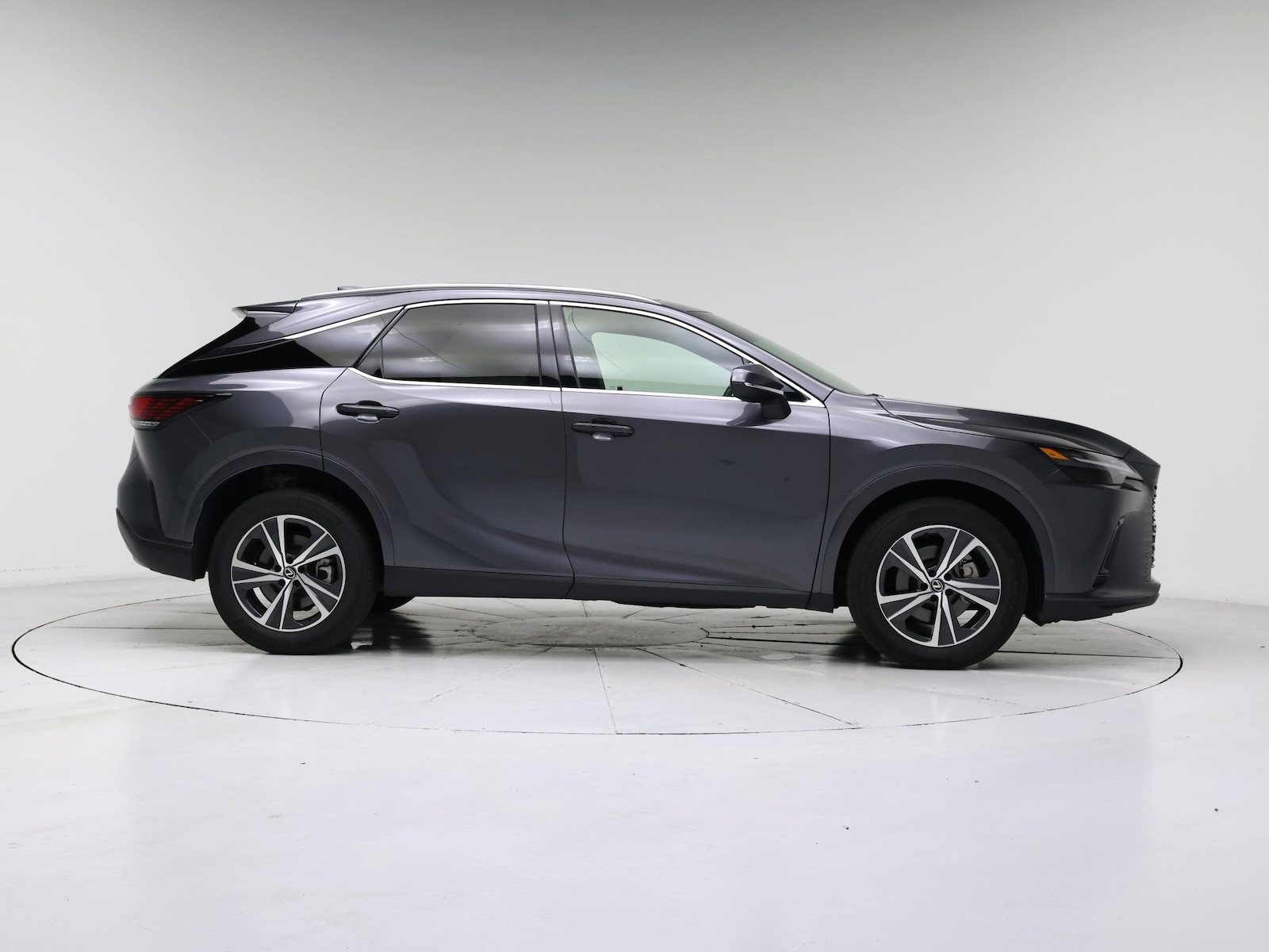 2025 Lexus RX 350 - Photo 8