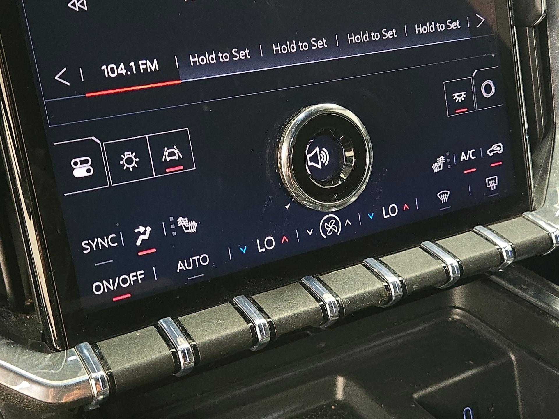 Thumbnail: 2025 GMC Acadia - 16