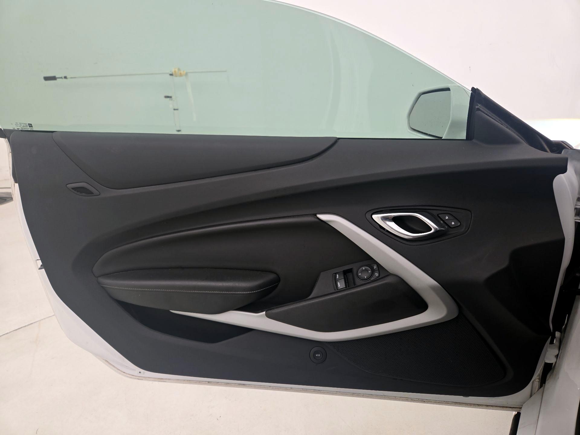 Thumbnail: 2020 Chevrolet Camaro - 12