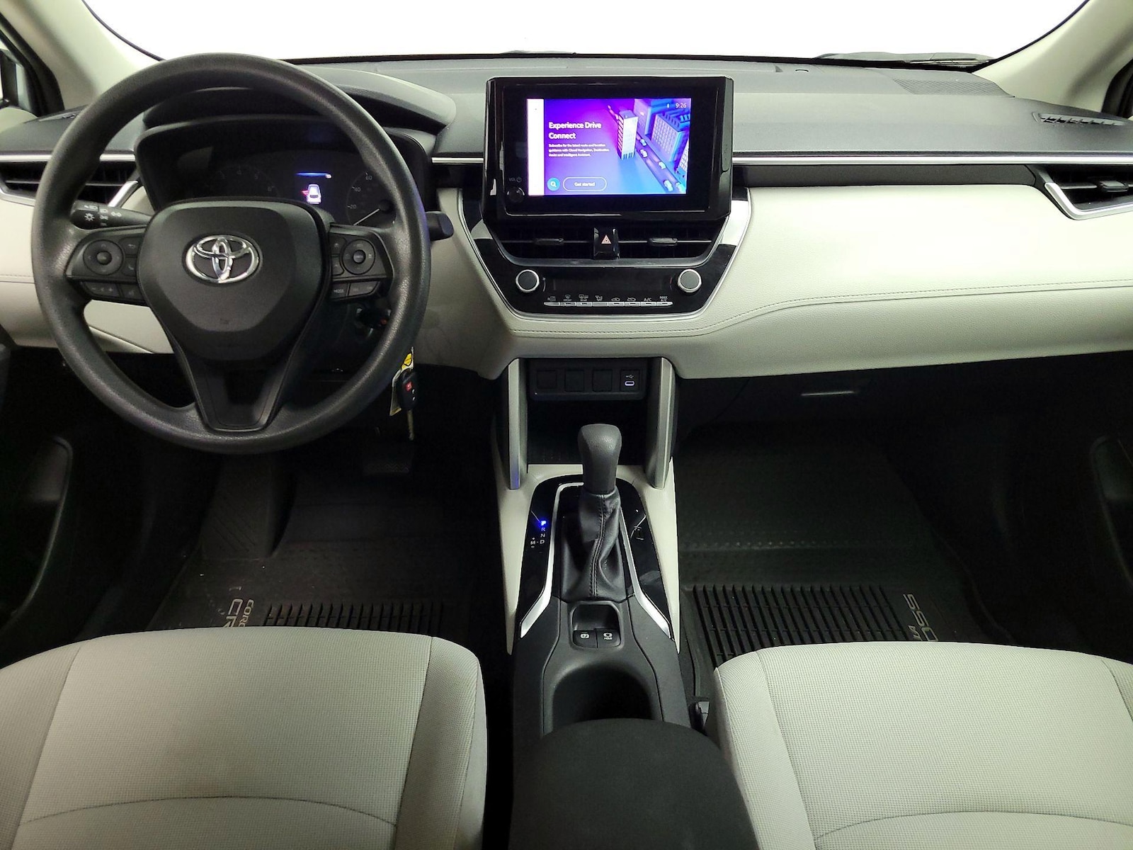 2023 Toyota Corolla Cross L - Photo 10