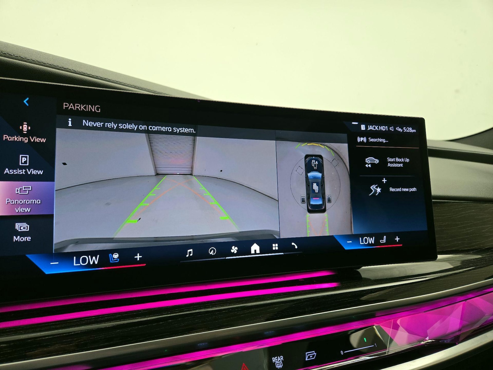 2024 BMW 7 Series 740i - Photo 16