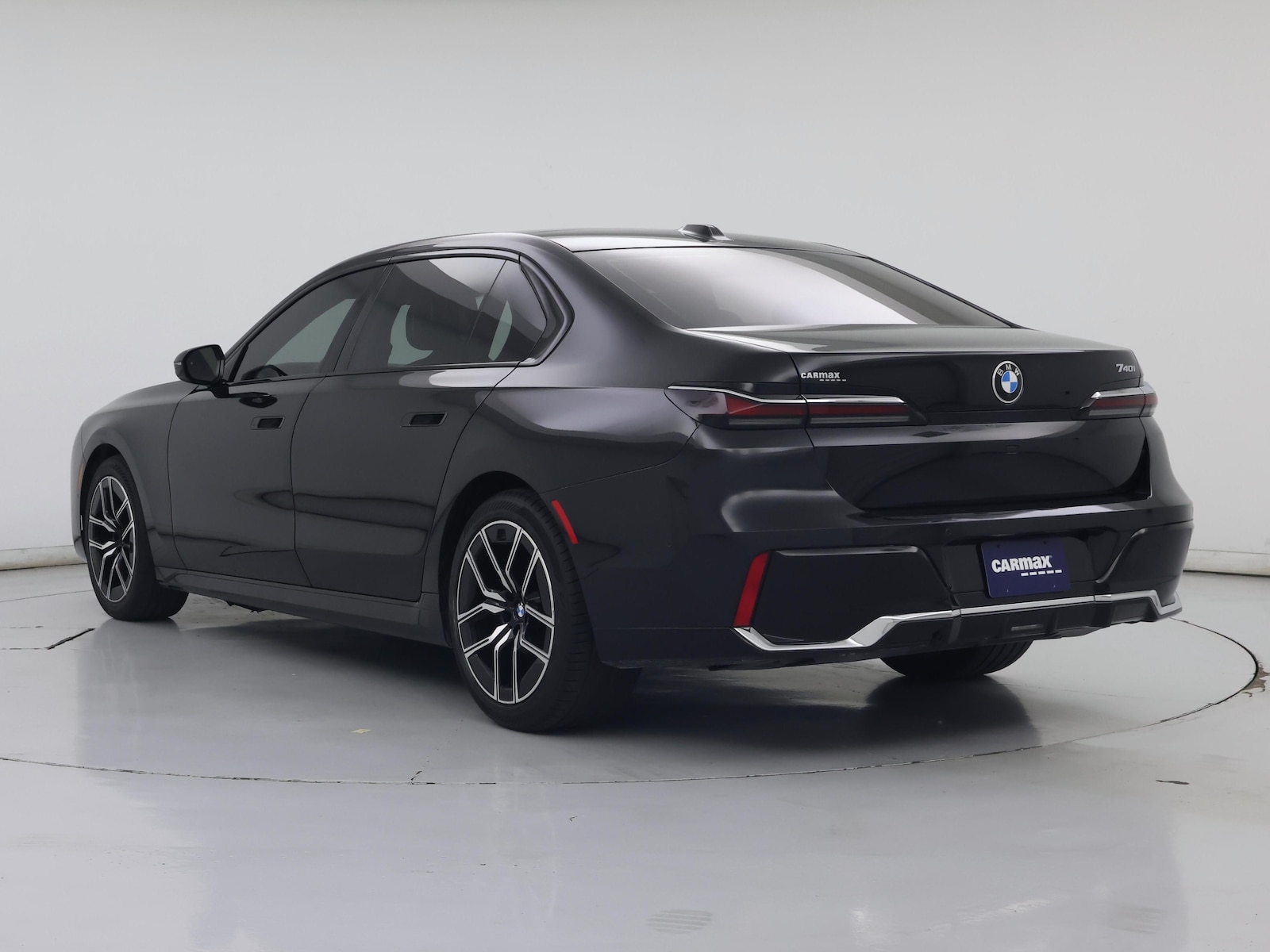 2024 BMW 7 Series 740i - Photo 3
