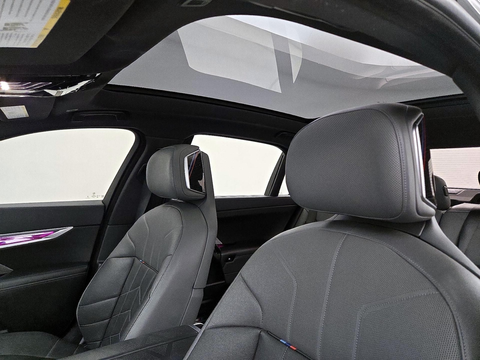 2024 BMW 7 Series 740i - Photo 21
