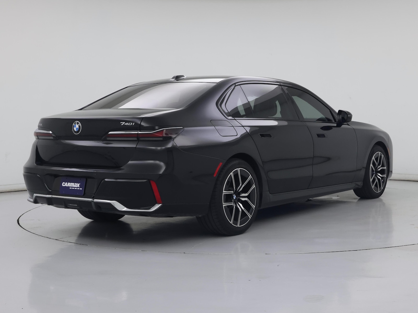 2024 BMW 7 Series 740i - Photo 9