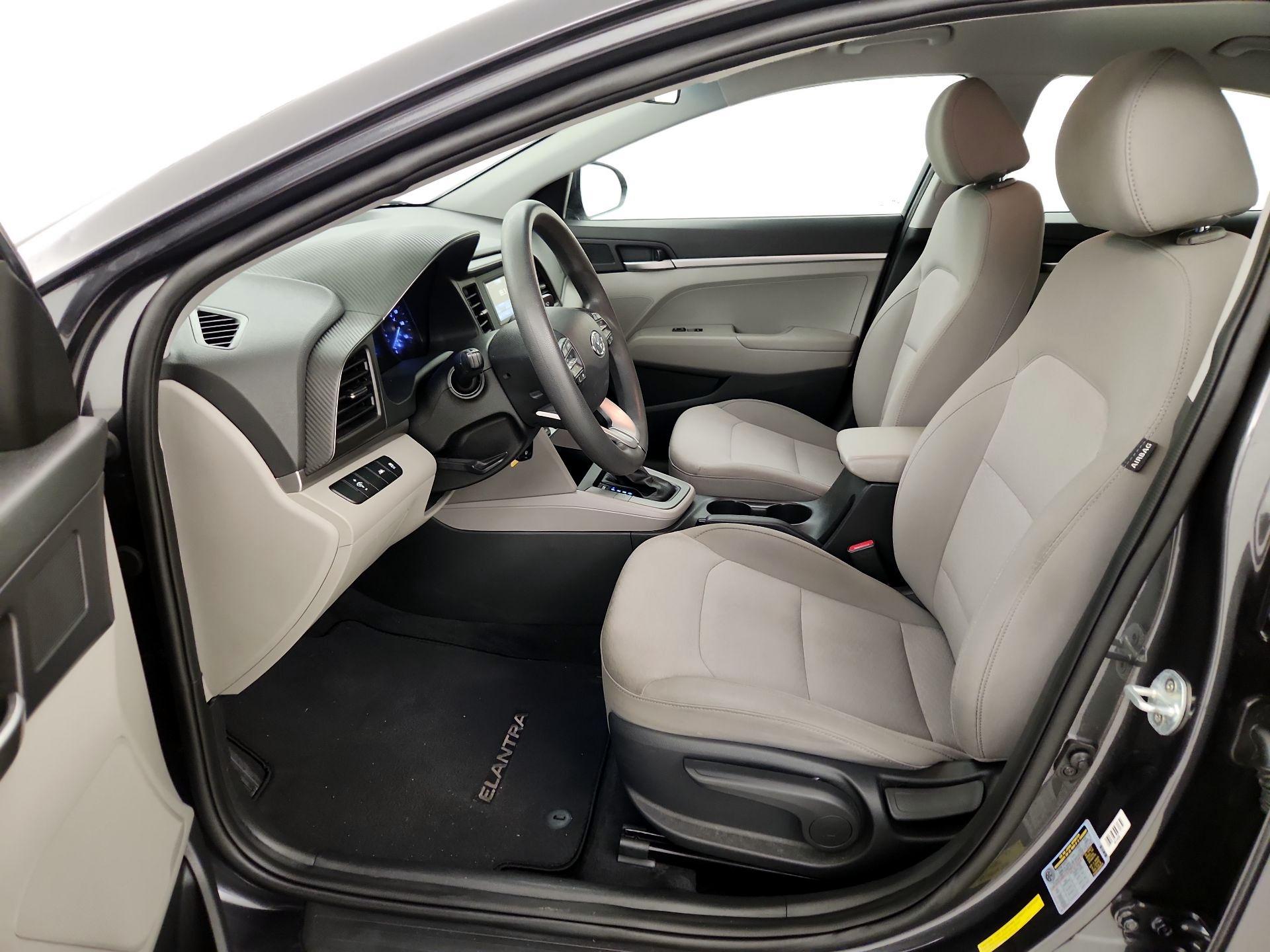 Thumbnail: 2020 Hyundai Elantra - 11