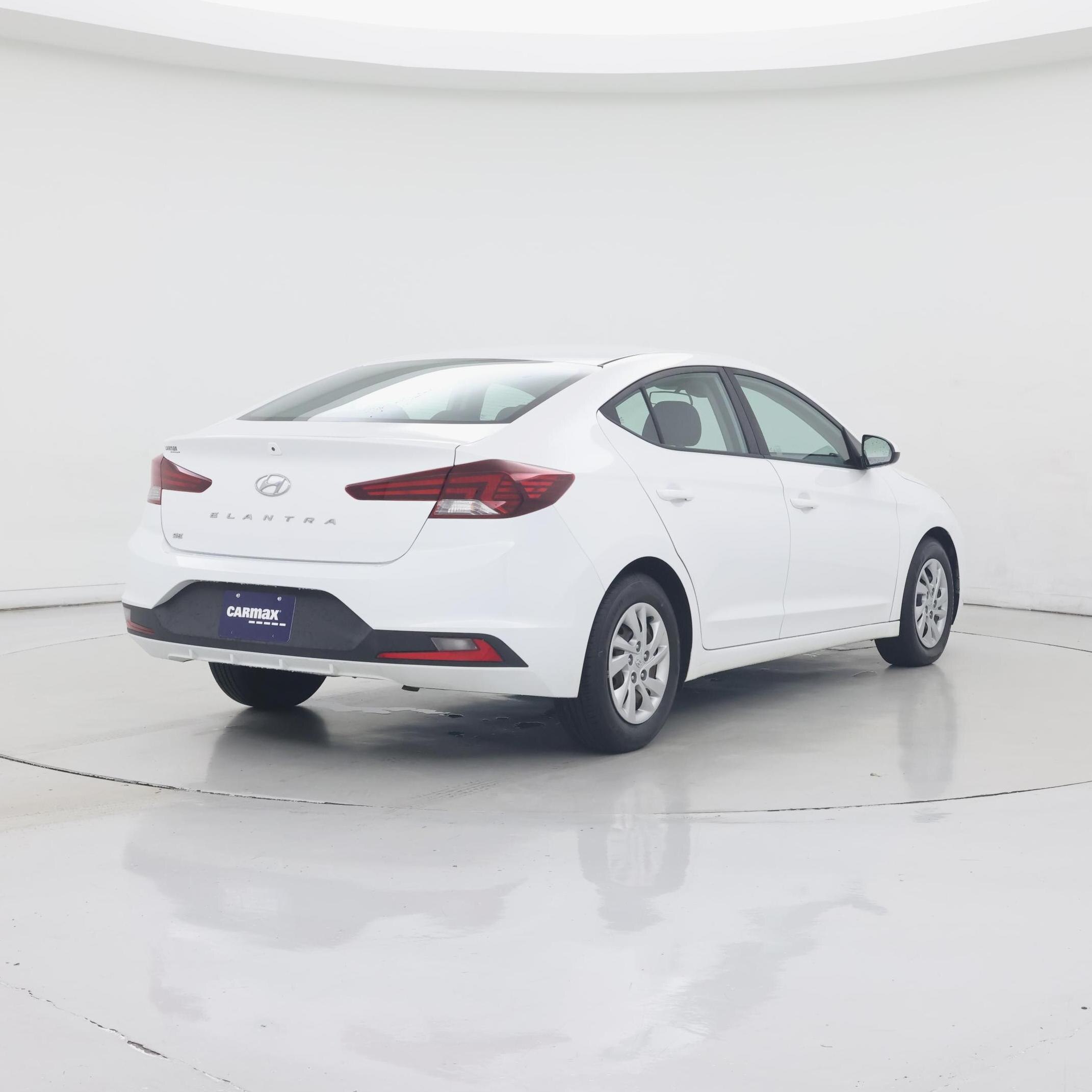 Thumbnail: 2020 Hyundai Elantra - 8
