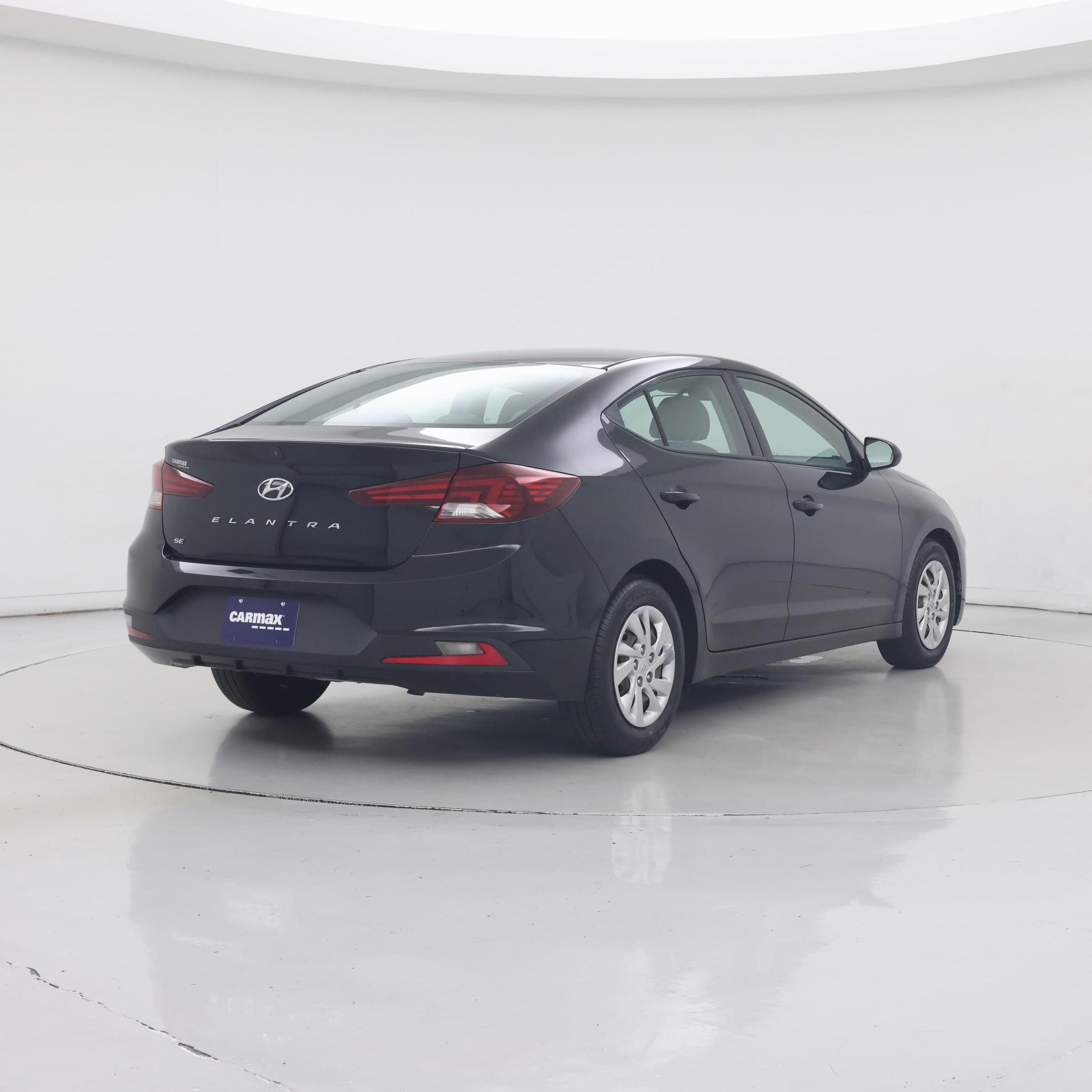 Thumbnail: 2020 Hyundai Elantra - 8