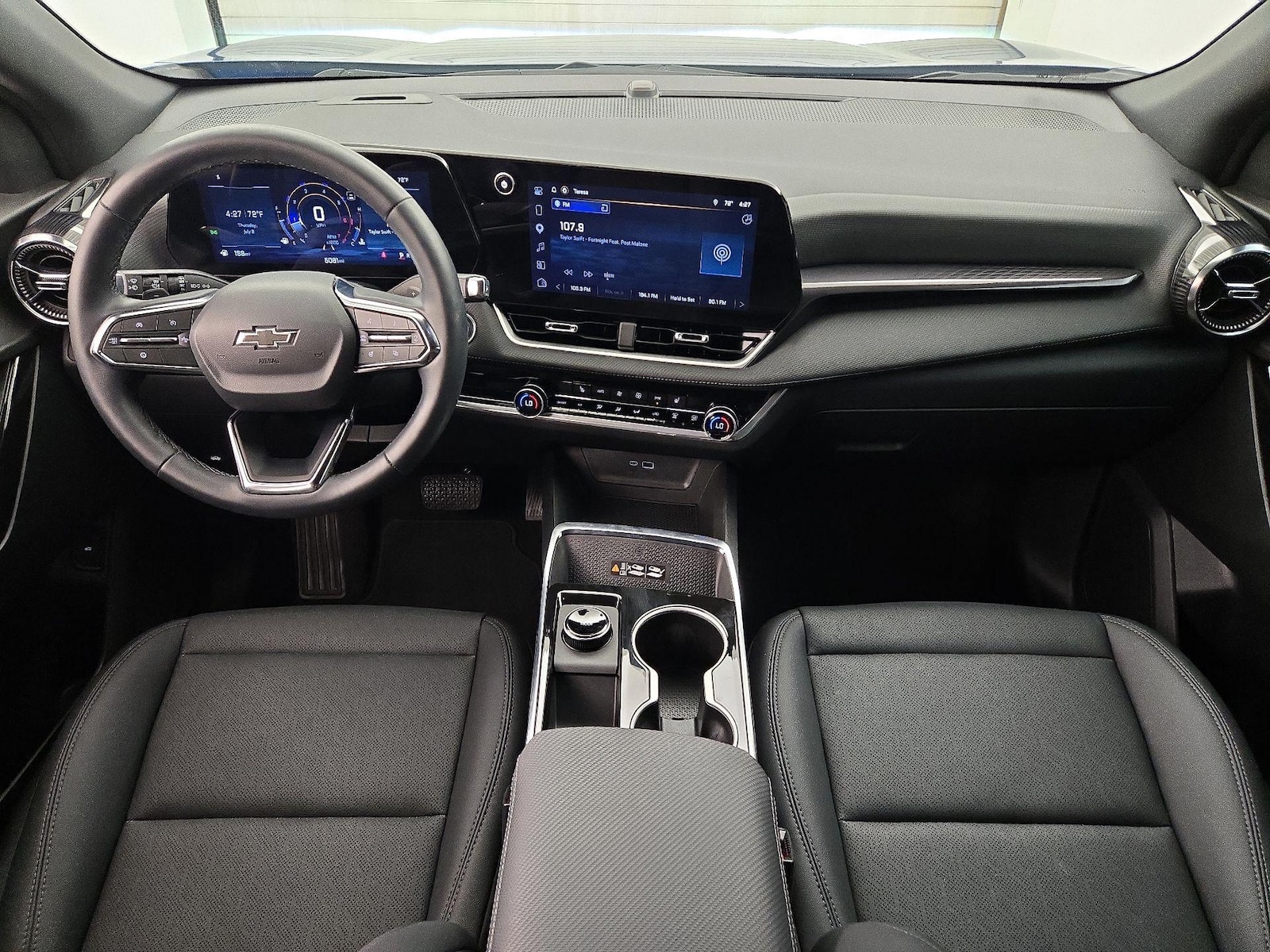 2026 Chevrolet Equinox LT - Photo 10