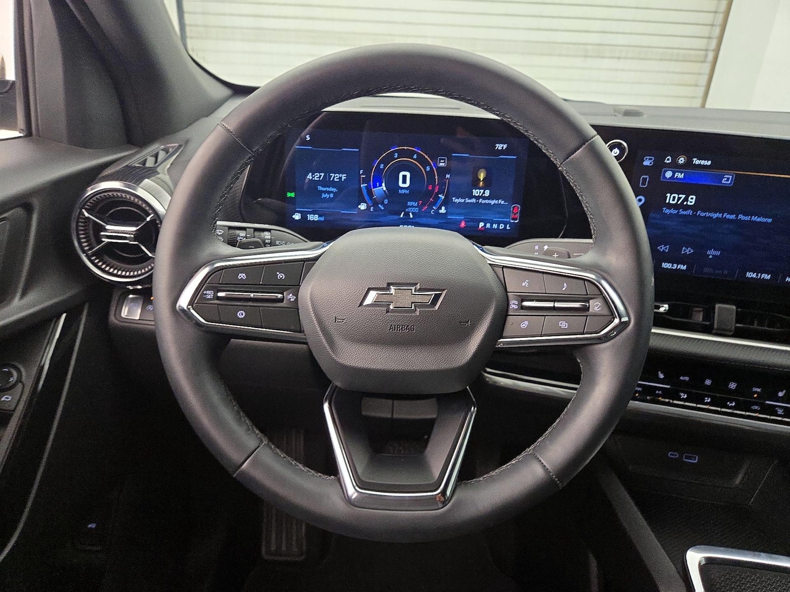 2026 Chevrolet Equinox LT - Photo 11
