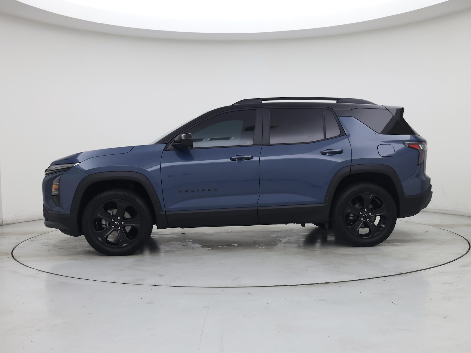 2026 Chevrolet Equinox LT - Photo 4
